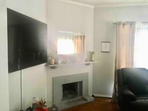 2 bedroom house- perfect for long stays